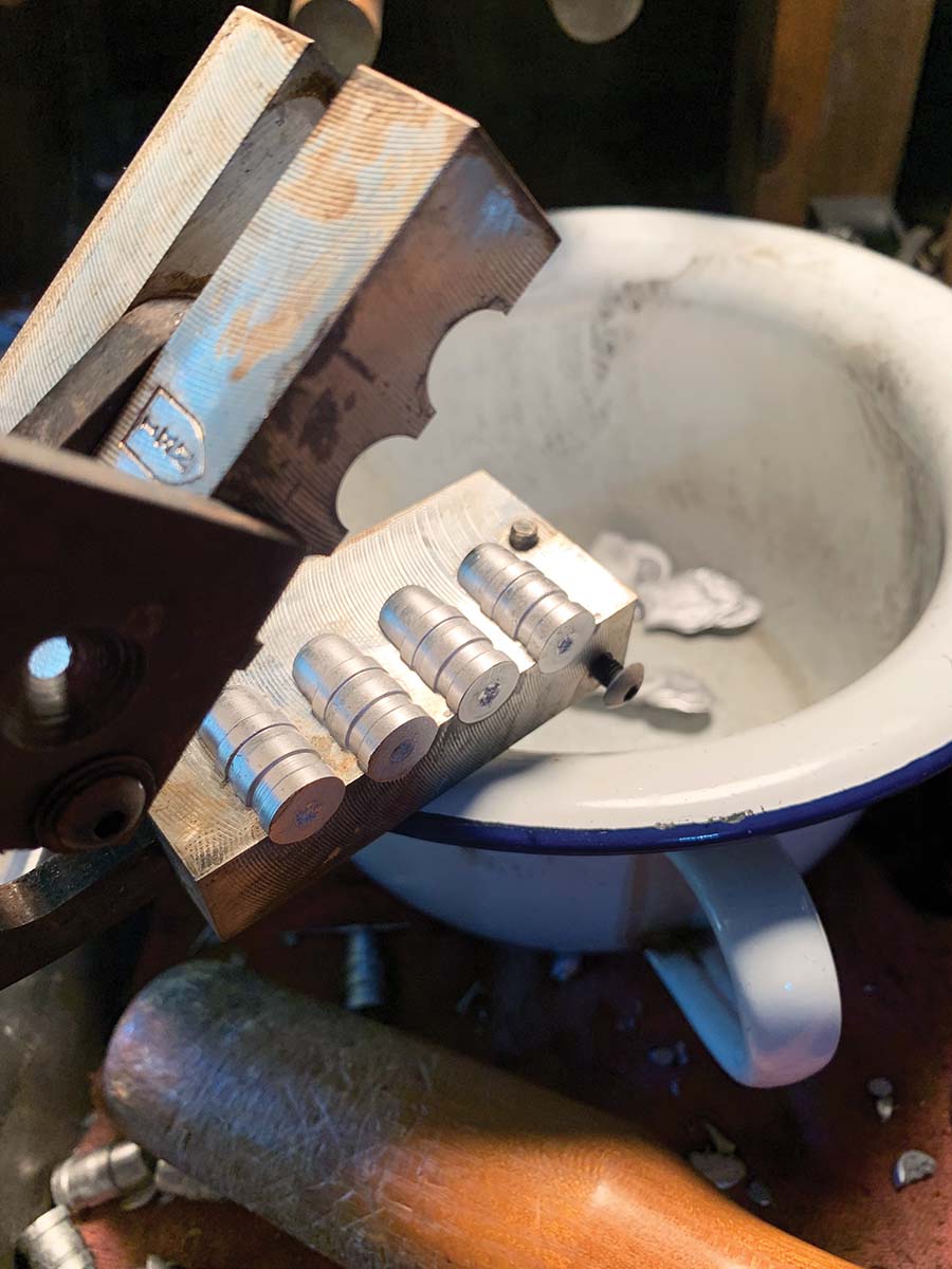 The birth of four, hot 330-grain Keiths from Tank’s old NEI mould.